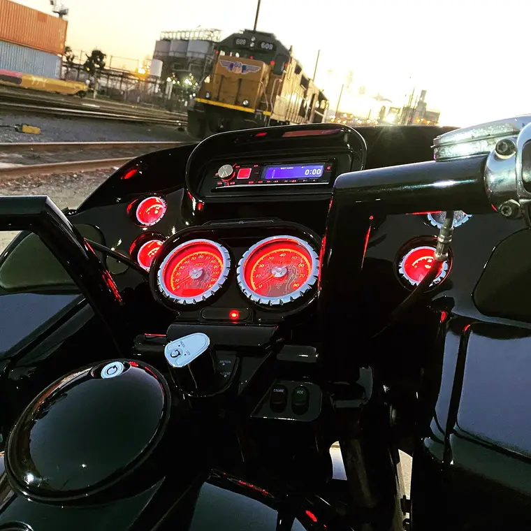 Custom Harley gauge work by Bagger Gauges