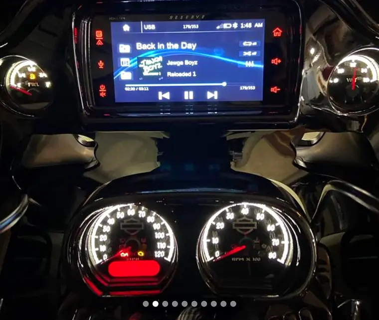 Custom Harley gauge work by Bagger Gauges