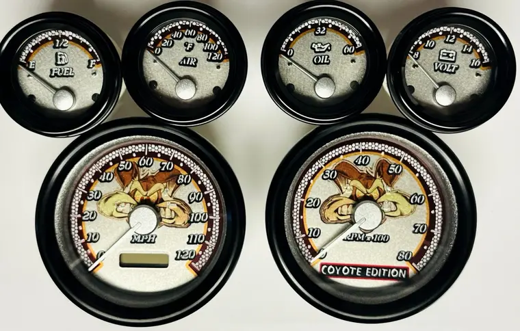 Coyote Edition custom Harley bagger gauge set